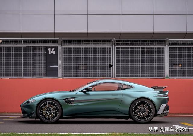 新车 | 售198.8万起，阿斯顿·马丁Vantage F1特别版实车发布