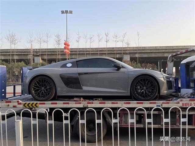 54万可买不到这台奥迪R8 V10 Performance