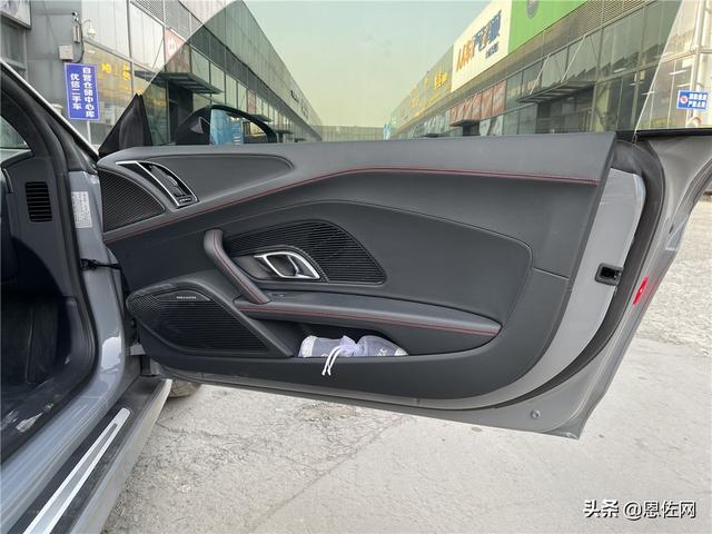 54万可买不到这台奥迪R8 V10 Performance