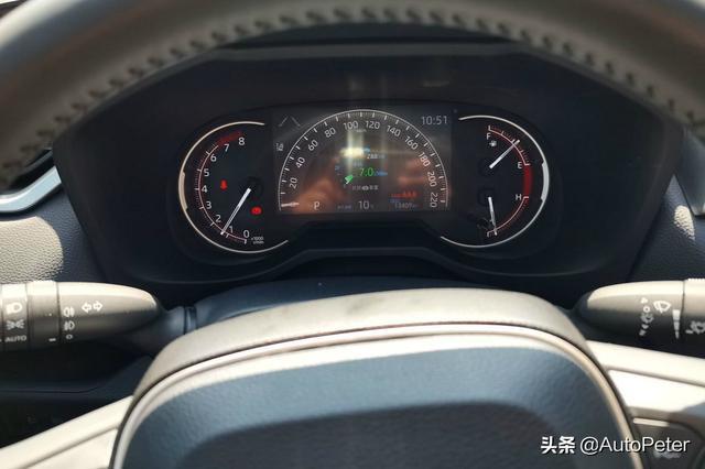 终于实现了梦想，开着RAV4荣放去草原