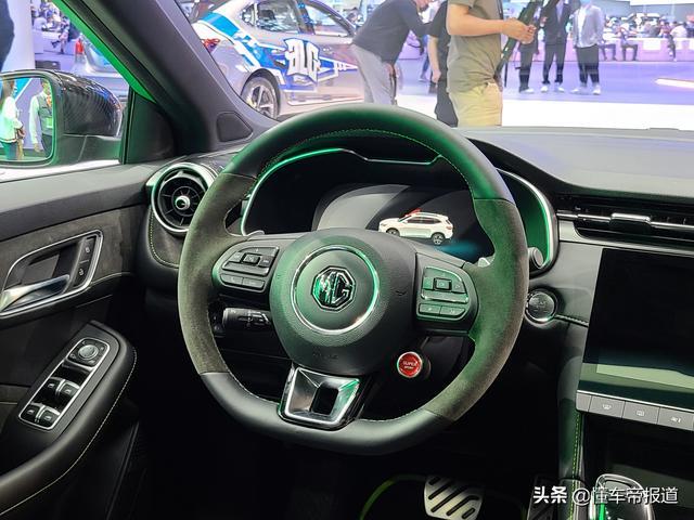 新车 | 宽体车身套件+四出排气，名爵6 XPOWER改装版实车发布