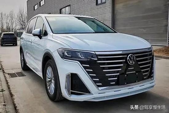 新款大众威然实车曝光，外观大变，依旧搭载2.0T动力
