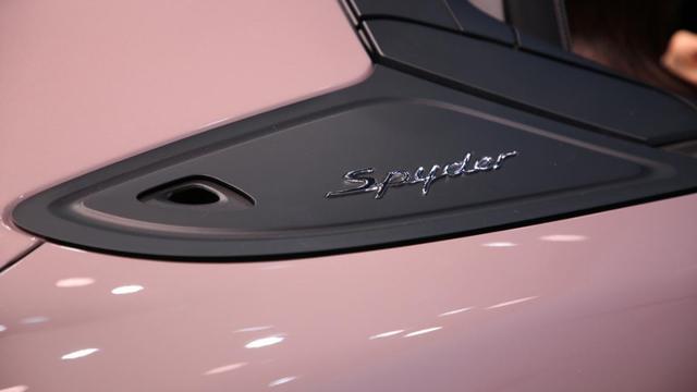 上海车展：俘获姑娘芳心的利器 保时捷718 Spyder开启预售