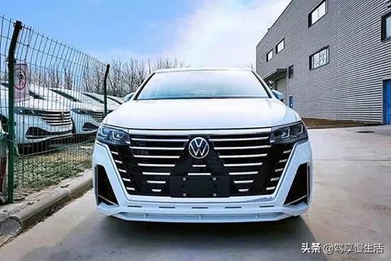 新款大众威然实车曝光，外观大变，依旧搭载2.0T动力