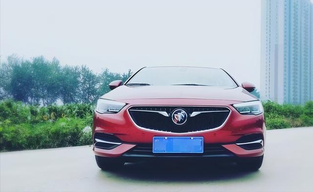 90后买君威，就因为漂亮