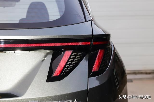 新车 | 车头设计惊艳，10英寸大屏抢眼！全新现代途胜L实拍