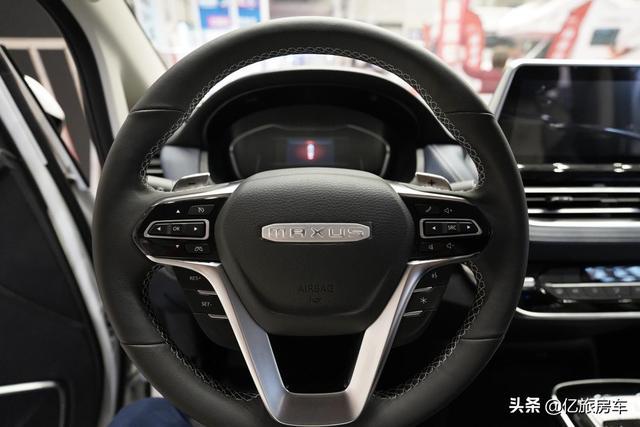 既有MPV的身材，又有房车的功能，旅行家G20升顶带2床能住4人