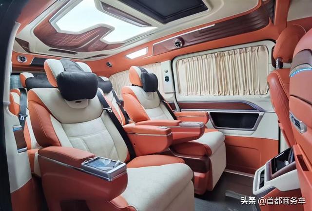 奔驰首款小高顶商务车，2021款2.0T AUXUN傲旋纵横四海，首次亮相