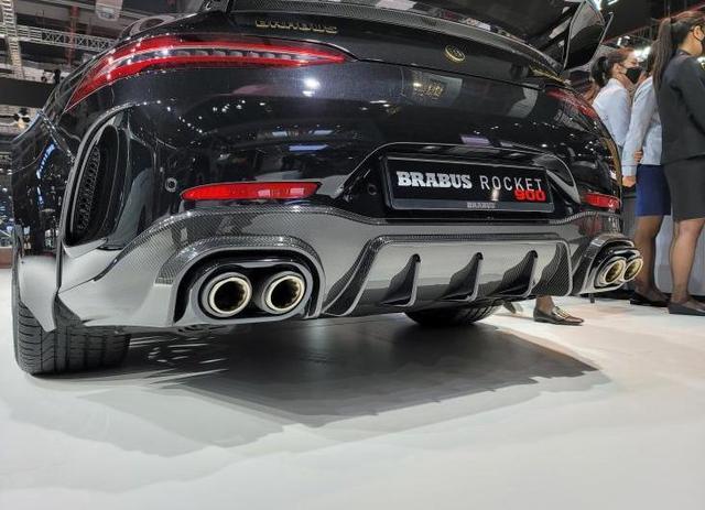 巴博斯火箭900车型正式亮相，搭4.5T V8发动机，最大功率达900马力