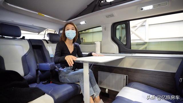 既有MPV的身材，又有房车的功能，旅行家G20升顶带2床能住4人