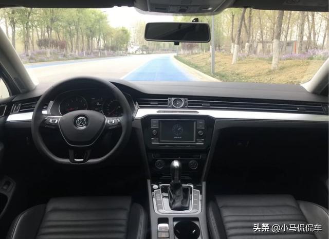 以前不知丰田好，错把大众当成宝。对比凯美瑞和迈腾，差距真大