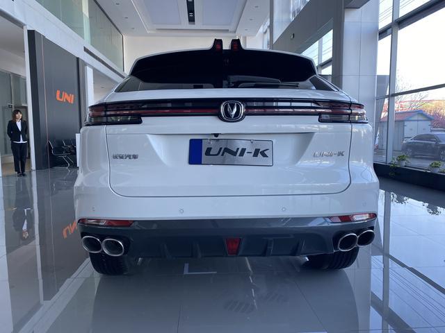 全款提长安UNI-K 2.0T尊贵型，路上回头率很高，这价格怎么样？