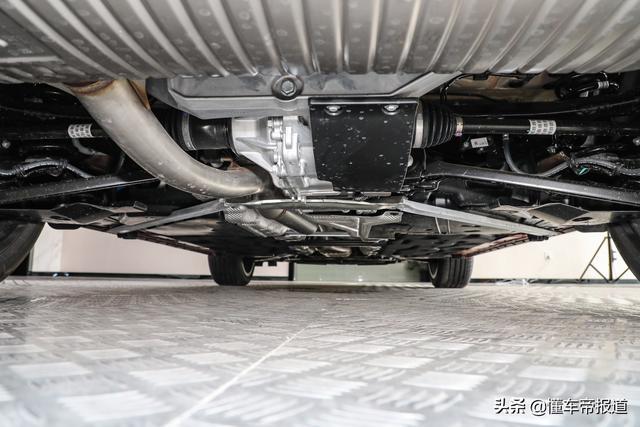 新车｜运动感加倍且个性十足 实拍2021款宝马X2耀夜版