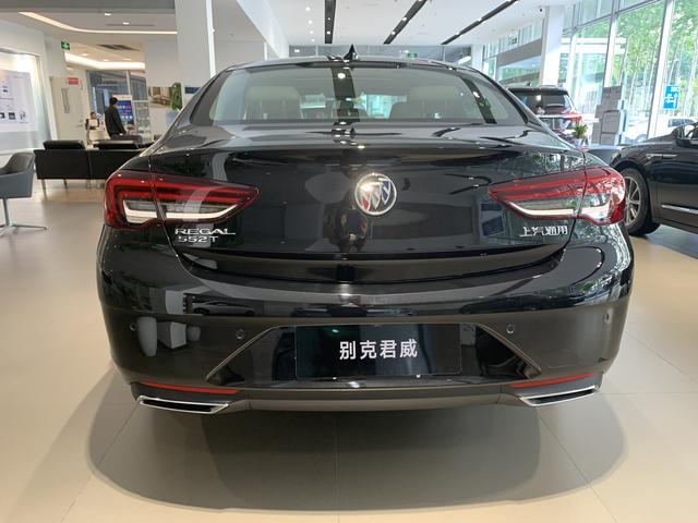媳妇偏爱拉我来看君威
