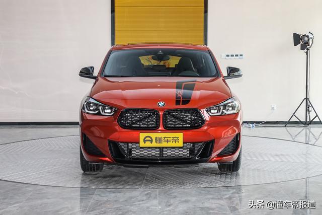 新车｜运动感加倍且个性十足 实拍2021款宝马X2耀夜版