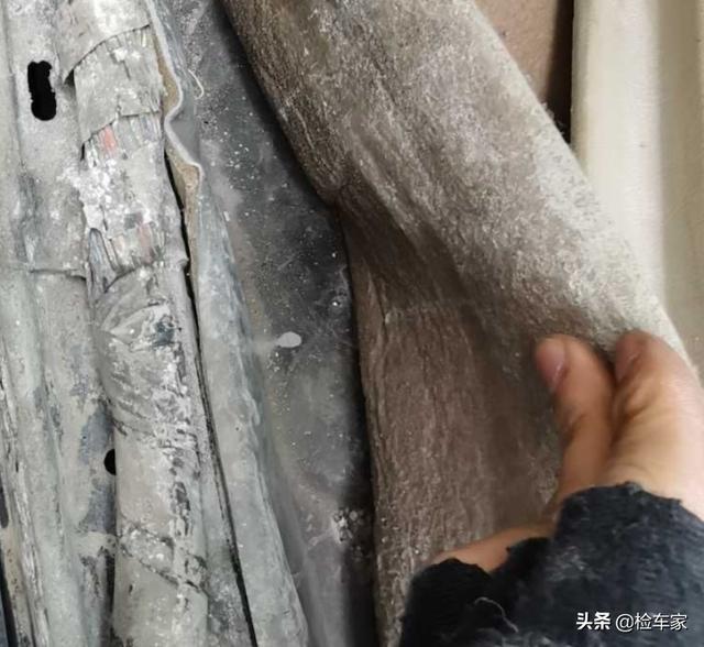 1万块买辆别克凯越挂不上档，拆开仪表台心口巨痛，原车主还好吗
