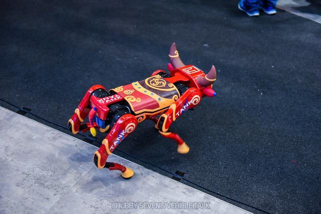赛博朋克是种向往，限量3000台的坦克300为何秒售罄