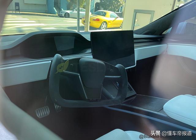 曝光丨轭式方向盘和横置大屏？最清晰的新款Model S Plaid实车图