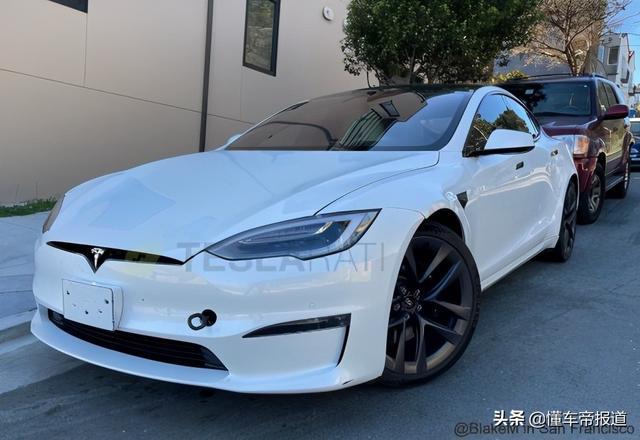 曝光丨轭式方向盘和横置大屏？最清晰的新款Model S Plaid实车图