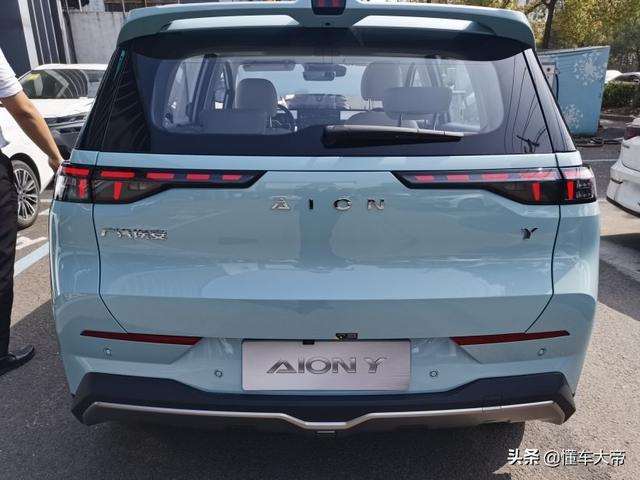比亚迪唐DM车主种草AION Y：超出我对家庭第二辆电动小车的期待值