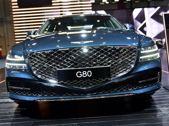 5系E级A6的新对手，车标带翅膀，捷尼赛思G80预售36.38万元起