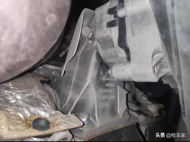 比宝马3系漂亮多了！花27万买辆开了3年的4系轿跑超爽
