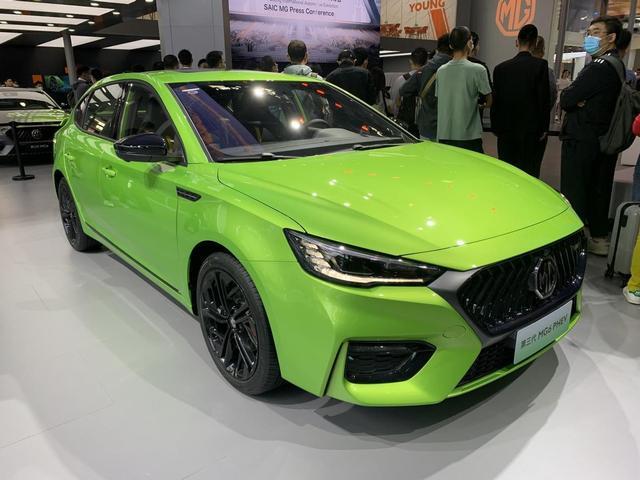 新款名爵6 PHEV升级上市，起售价13.98万元，性价比还高吗