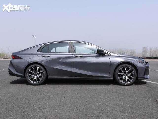 广汽传祺影豹将7月上市 紧凑四门轿跑车