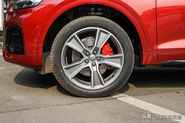 新车｜比GLC轿跑更“销魂”，奥迪Q5L轿跑到店同级唯一国产