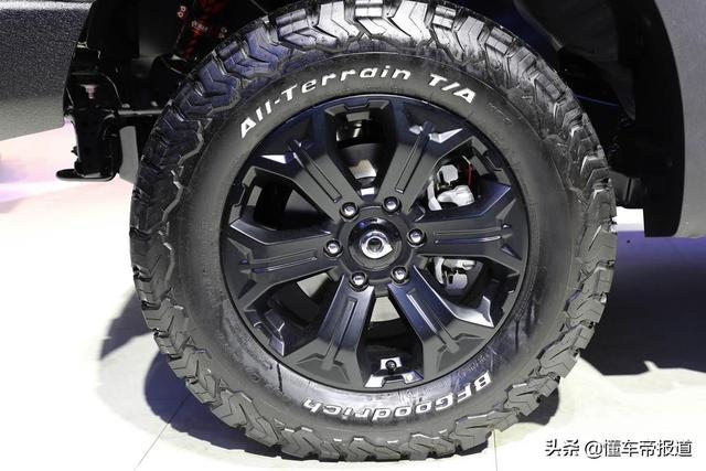 新车 | 双门短轴，配前后桥差速锁，长城炮火炮预售17.98万元