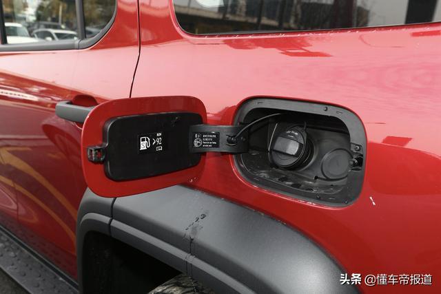 新车｜坦克300热但不美，别被热情冲昏了头脑