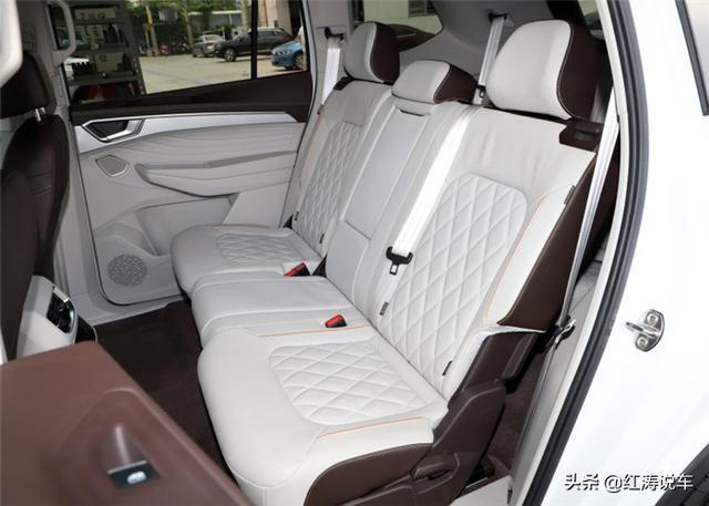 大众全新中大型SUV，车长超5.1米的大块头，比途昂更有气场
