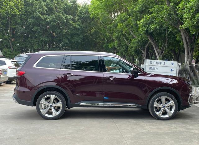 20万想买合资中大型SUV？这2款推荐给你，外观霸气动力强劲