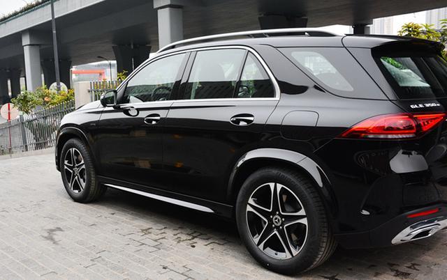 奔驰旗下的“省油王”，和X5同级别，标配空气悬架，油耗低至1.7L