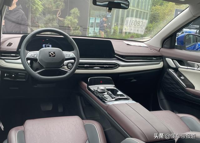 新车丨纯正德系架构长什么样？思皓QX实拍静态解析