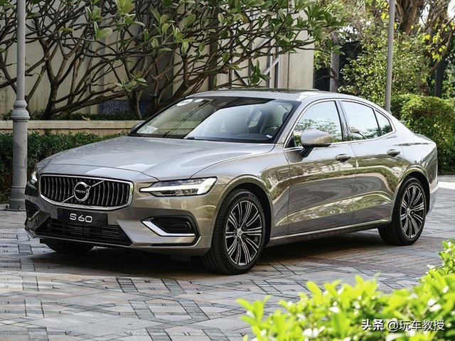 这些入门豪华车20万就能入手！开起来那才叫真香
