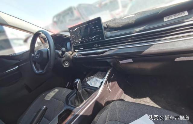 新车｜吉利第四代帝豪谍照曝光，酷似小星瑞，还卖6万多香么？