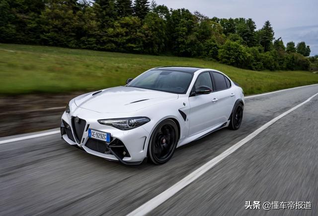 新车 | 比四叶草还要猛，阿尔法·罗密欧Giulia GTA首发亮相