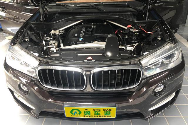 40万的宝马X5看完底盘客户心里噔一下，没想到最后竟然买了