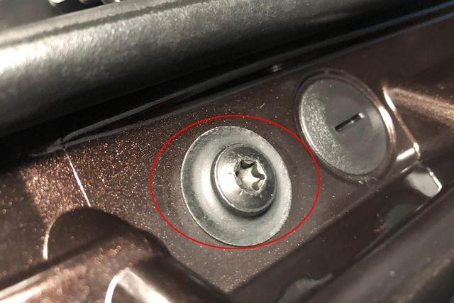 40万的宝马X5看完底盘客户心里噔一下，没想到最后竟然买了