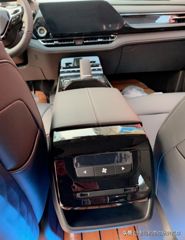 能带着一家人感受飞机头等舱的车，五菱凯捷升舱版刷新了我的认知