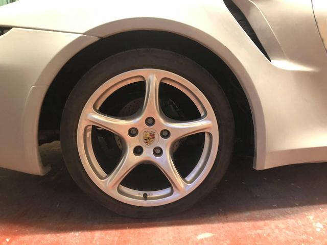 将Boxster硬改成911 这位玩家真硬核