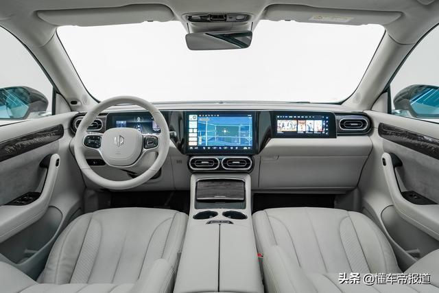 新车｜600公里续航9月交付，对标奇瑞大蚂蚁！零跑C11实车曝光