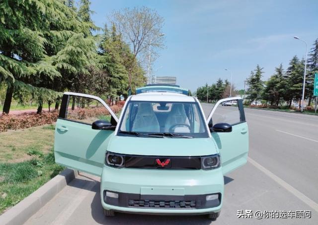 高颜值迷你代步车，配置够用价格合理，喜提五菱宏光MINIEV马卡龙