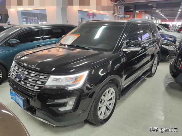 福特探险者车主苦涩，才开四年就掉价30万，网友：能开不能卖