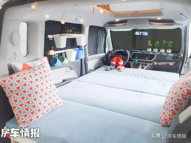 起亚推出露营车！长度3.5米能住4人，驾驶超灵活售价15万