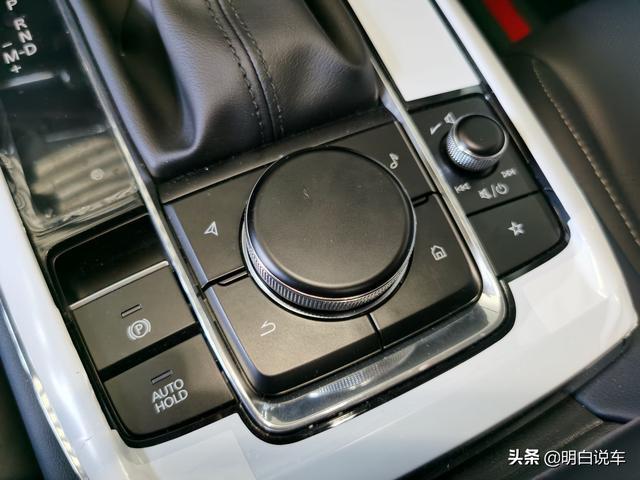 人见人爱“小红椒”，体验马自达CX-30