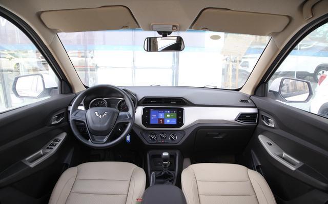 致富路上的第一辆"MPV"，既可拉人也能载货，5.88万直接上顶配