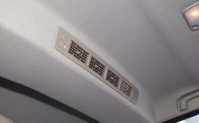 致富路上的第一辆"MPV"，既可拉人也能载货，5.88万直接上顶配