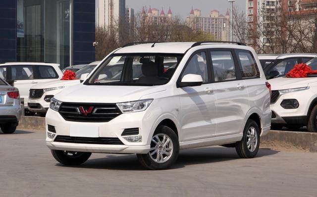 致富路上的第一辆"MPV"，既可拉人也能载货，5.88万直接上顶配